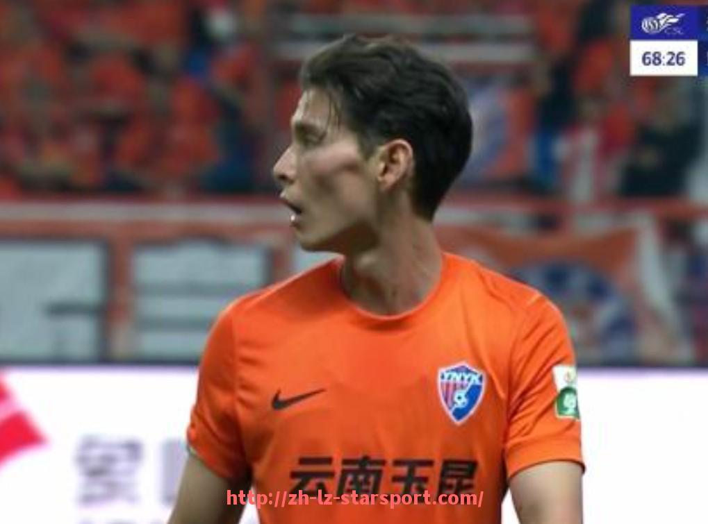 星空体育app-西甲联赛20赛季足球风格与战术革新探秘